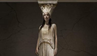Yunan sanatçı Parthenon Marbles’ın British Museum protestosuna geri dönmesini söyledi