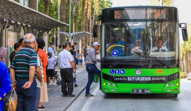 Denizli’de Eczacılar da belediye otobüslerinden ücretsiz yararlanacak