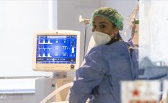 Türkiye 27.356 yeni koronavirüs vakası, 128 ölüm daha bildirdi
