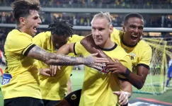 AEK, Dinamo Zagreb’i 2-2’lik beraberlikle geçti