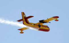 Rodop Dağları’nda yangın çıktı, itfaiye uçağı göreve başladı