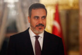 Türk Dışişleri Bakanı Ege’de ‘ekonomik işbirliği’nden bahsetti