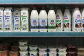 Süt Yunanistan’da pahalı bir emtia olmaya devam ediyor