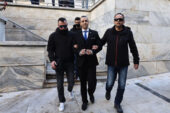 Hükümlü neo-Nazi Atina Belediye Meclisi’nden ayrıldı