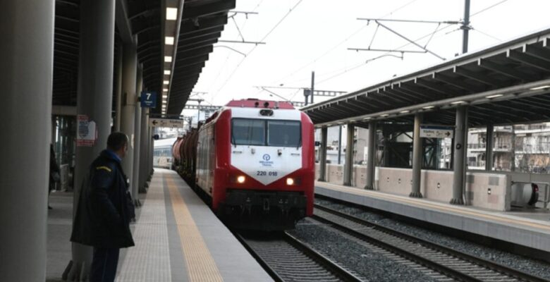 Yunan trenine yaya ölümleri nedeniyle para cezası