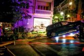SUV’nin Atina’daki bir restorana çarpması sonucu 12 kişi yaralandı
