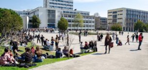 Bakanlık, üniversite öğrenimine ilişkin süre sınırlamaları ve kayıt sildirme istisnalarını belirledi