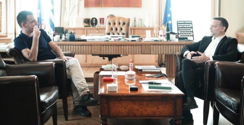 Belediye başkanı mı, muhalefet mi? Her ikisi de, diyor Haris Doukas