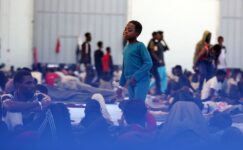 Berlin-Atina göçmeni geri döndü ‘anlayış’