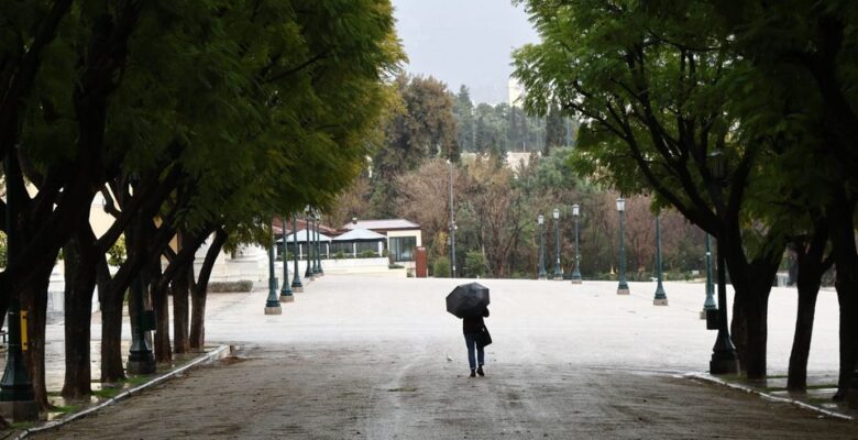 Ülkenin büyük bölümünde Pazar günü bulutlu, yer yer yağmurlu ve donlu hava bekleniyor
