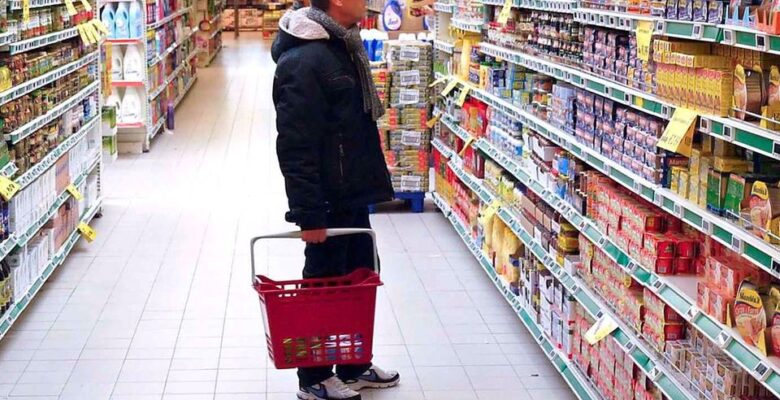 Yapılan bir ankete göre, Yunanlıların yarısı kişisel mali durumları konusunda karamsar