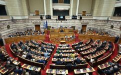 Mitsotakis: %3’lük parlamento barajında ​​değişiklik yok