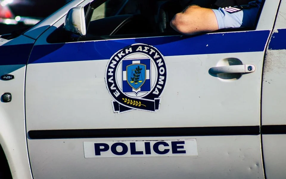 Mahkeme, Selanik’te hamile eşine saldıran 24 yaşındaki adamı hapse mahkum etti