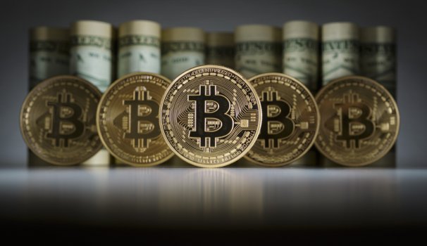 Nihat Zeybekçi: Bitcoin Saadet Zincirine Benziyor