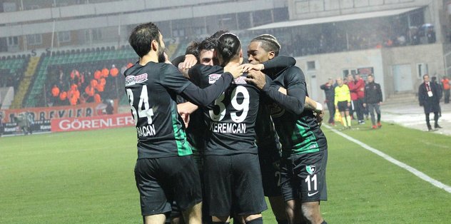 Denizlispor Üstündeki Ölü Toprağını Attı