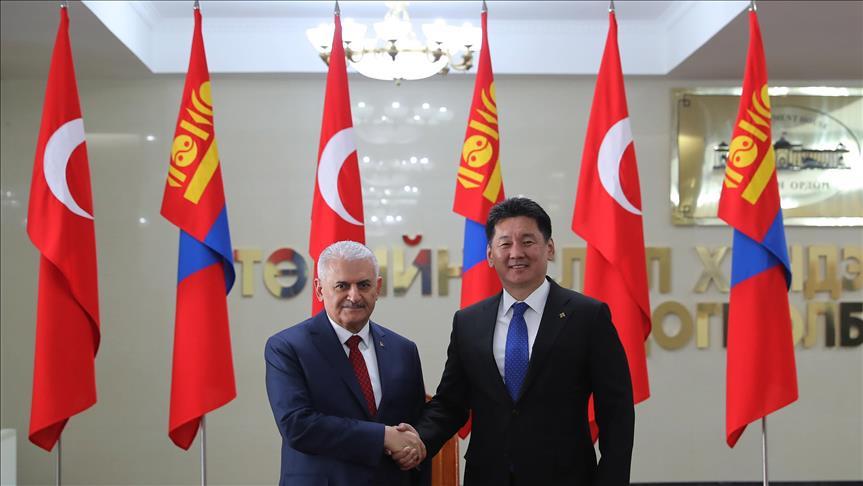 Türk Başbakan Yıldırım Moğolistan’a geldi