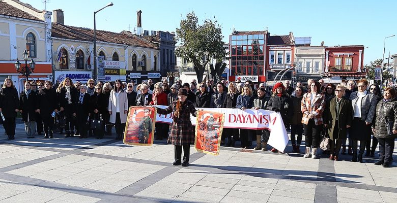 KADINLARDAN EŞİT TEMSİL HAKKI TALEBİ