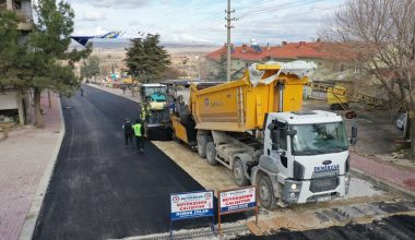 Çivril Irgıllı ve Özdemirci sıcak asfalta kavuştu