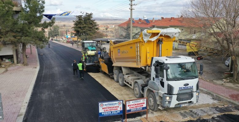 Çivril Irgıllı ve Özdemirci sıcak asfalta kavuştu