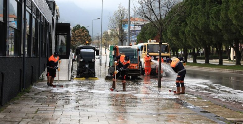 Denizli Büyükşehir koronavirüs mücadelesini aralıksız sürdürüyor