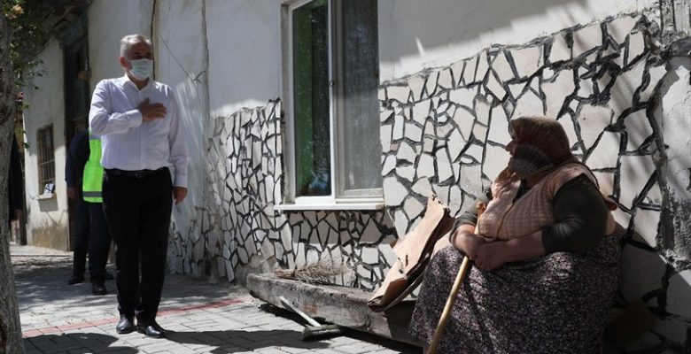 Denizli’de Büyükşehir’in Çalışmaları Devam Ediyor