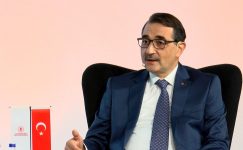 Bakan, Türkiye’nin Karadeniz’de yeni kuyular açabileceğini söyledi