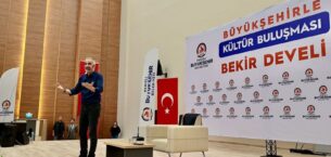 Bekir Develi’den afetzedelere moral konuşması