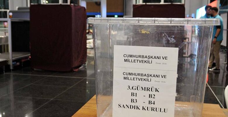 Yurt dışında yaşayan 500 bine yakın Türk oy kullandı
