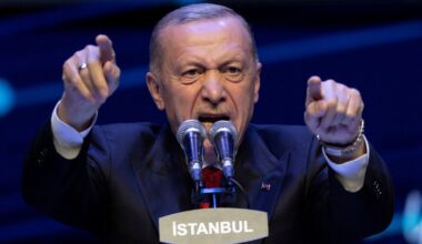 Erdoğan, ülkedeki gücü nasıl sıkı bir şekilde elinde tuttu? Erdoğan, ülkedeki gücü nasıl sıkı bir şekilde elinde tuttu?