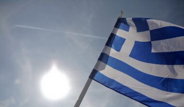 Kavala limanında bayrak olayına karışan Bulgar tutuklandı