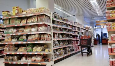 Kıbrıs’ta gıda fiyatları arttı