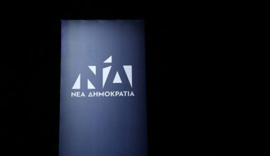 Anket bulgularına göre Yeni Demokrasi liderliğini sürdürüyor