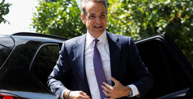 Yunanistan Başbakanı AB Akdeniz zirvesine katılacak, Macron’la görüşecek