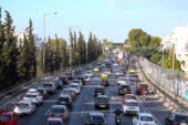 Küçük kazalar trafiği felç etti