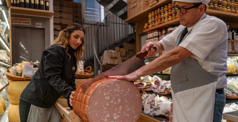 Mortadella soğuk kesimden sıcak ürüne nasıl geçti?