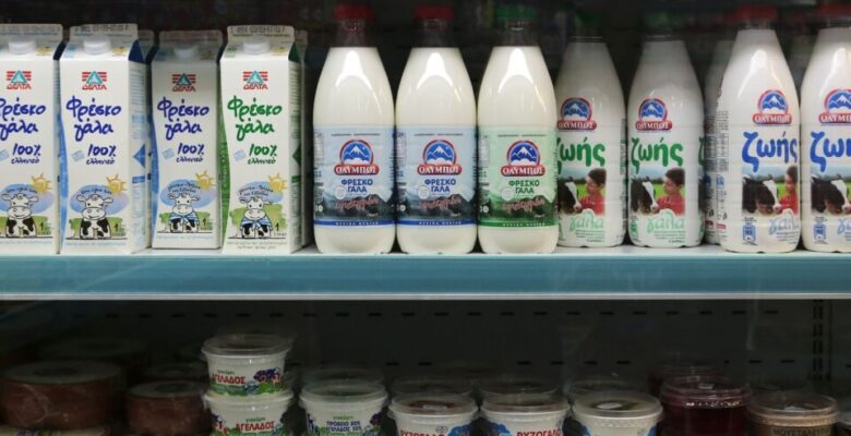 Süt Yunanistan’da pahalı bir emtia olmaya devam ediyor