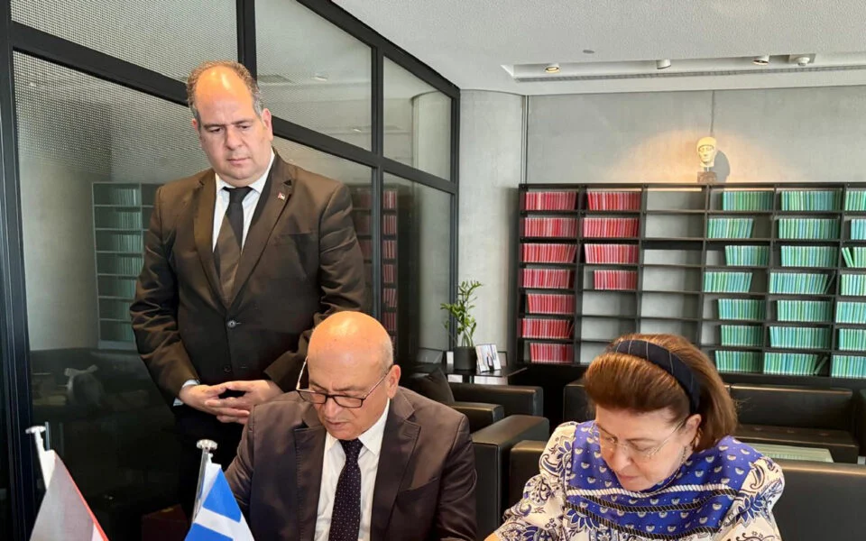 Yunan ve Filistinli bakanlar kültürel alanları koruma planını imzaladı