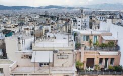 Çalışma, yaz aylarında birçok evin aşırı ısındığını ortaya koydu