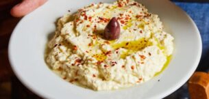 Acılı peynir ezmesi (tyrokafteri): Altı baharatlı tarif