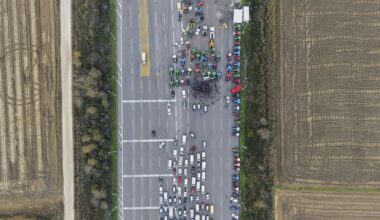 Çiftçilerin protestoları üçüncü haftasına girdi