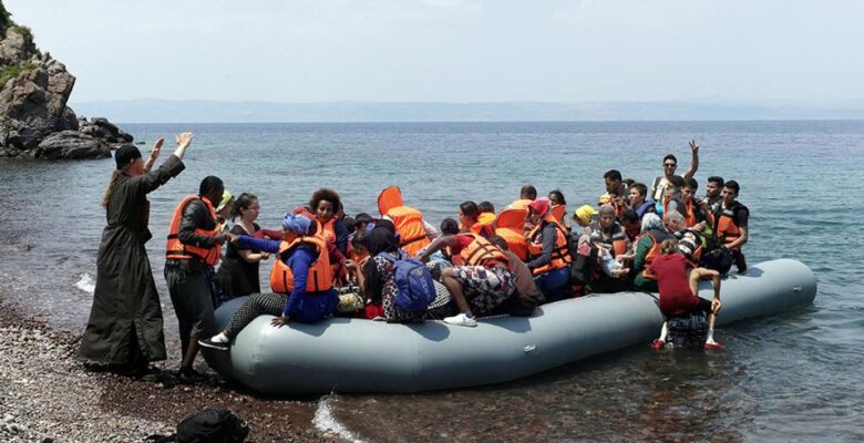 Göçmen kaçakçılığıyla suçlanan yardım görevlilerinin davası Midilli’de başlayacak