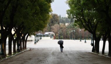Ülkenin büyük bölümünde Pazar günü bulutlu, yer yer yağmurlu ve donlu hava bekleniyor