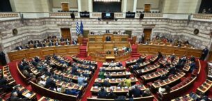 Mitsotakis: %3’lük parlamento barajında ​​değişiklik yok