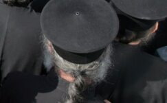 Selanikli rahip, 1,3 milyon avroluk dolandırıcılık iddiasıyla yargılanıyor