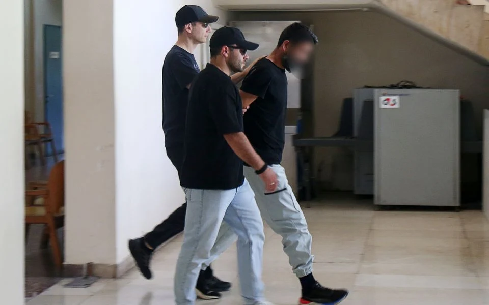 EYP ajanlarına ateş açan Türkler yargılanıyor