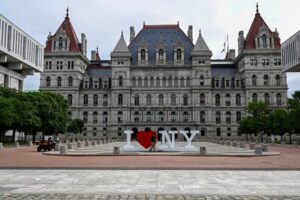 New York’taki Yunan-Amerikan topluluğunun beş üyesi onurlandırıldı