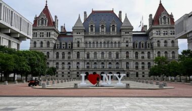 New York’taki Yunan-Amerikan topluluğunun beş üyesi onurlandırıldı