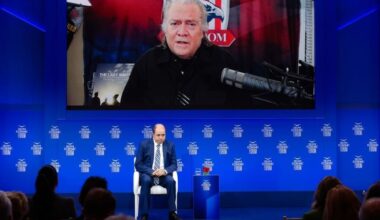 Bannon’a göre Yunanistan denizcilikte ‘süper güç’