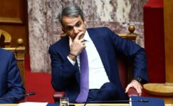 Başbakan, hukukun üstünlüğü konusundaki sicilini savundu