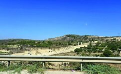 Pafos-Poli karayolu projesi iki teklif